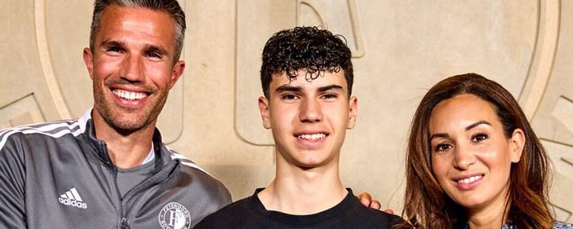 Robin van Persie, oğlu Shaqueel - Sputnik Türkiye, 1920, 22.07.2025