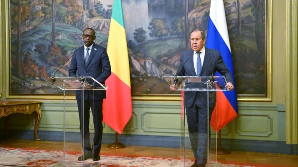 
Rusya Dışişleri Bakanı Sergey Lavrov, Malili mevkidaşı Abdoulaye Diop  - Sputnik Türkiye