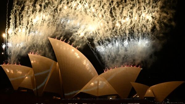 Avustralya’nın Sidney kentinden ismini alan “Vivid Sydney Festivali” Sidney Opera Binası’nda gerçekleşen görkemli ışık şovları ile başladı. - Sputnik Türkiye