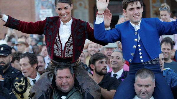 Lea Vicens, Fransız kadın matador - Sputnik Türkiye
