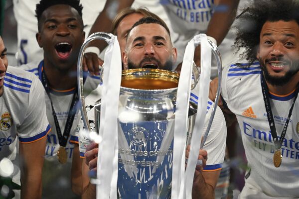 UEFA Şampiyonlar Ligi'nde sezonun en iyi oyuncusu Karim Benzema - Sputnik Türkiye