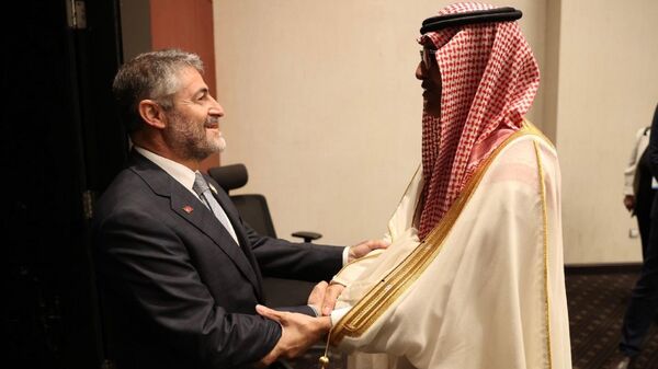  Hazine ve Maliye Bakanı Nureddin Nebati, Suudi Arabistan Maliye Bakanı Mohammed Bin Abdullah Al-Jadaan ile bir araya geldi. - Sputnik Türkiye