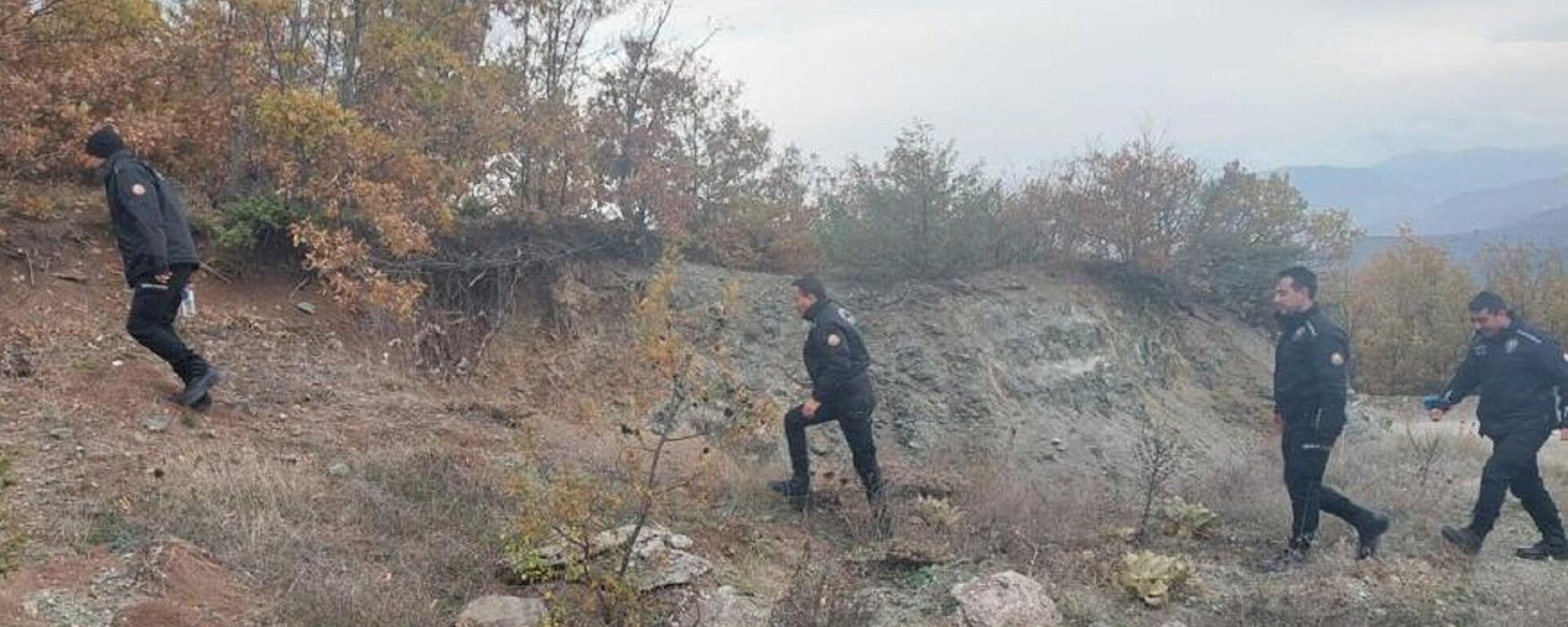 Tokat’ın Almus ilçesinde bulunan ceset parçalarının kayıp polis memuruna ait olma ihtimali üzerinde duruluyor - Sputnik Türkiye, 1920, 06.06.2022