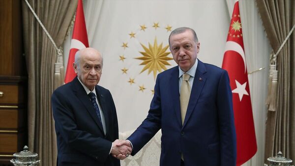 Cumhurbaşkanı Erdoğan, MHP Genel Başkanı Bahçeli ile görüştü - Sputnik Türkiye