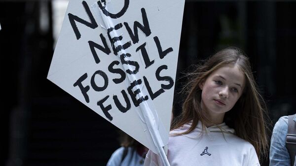 Londra'da çocuklardan fosil yakıt protestosu - Sputnik Türkiye