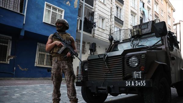 İstanbul'da uyuşturucu operasyonunda 18 adrese baskın yapıldı - Sputnik Türkiye