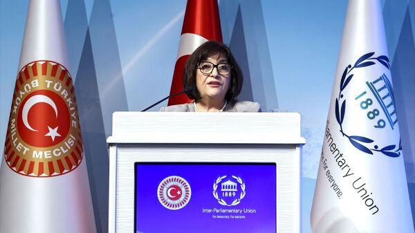 Azerbaycan Milli Meclis Başkanı Sahibe Gafarova - Sputnik Türkiye