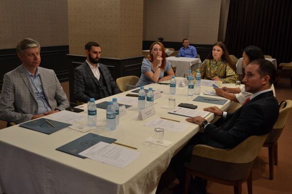 “Sivastopol-Türkiye İşbirliği” konulu yuvarlak masa toplantısı  - Sputnik Türkiye