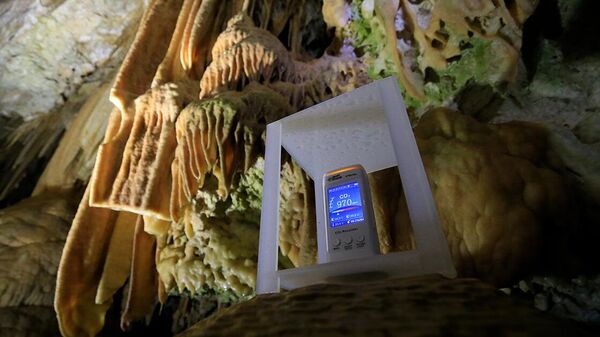 'Makarna' sarkıtlı tabiat anıtı mağarada hava verileri anlık izleniyor - Sputnik Türkiye