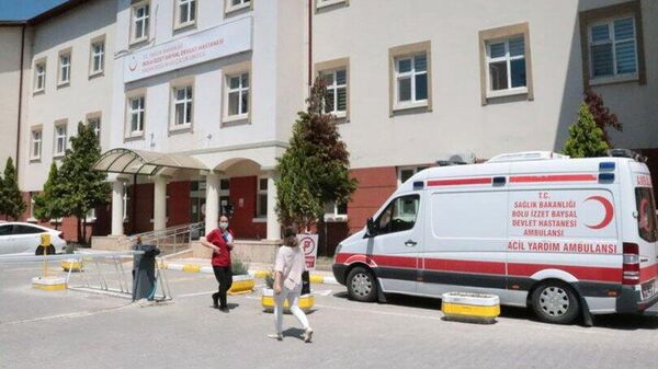 Bolu'da zehirlenme vakaları artıyor: 7 çocuk yoğun bakımda, 32 kişi hastanede tedavi görüyor - Sputnik Türkiye