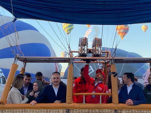 Ulaştırma Bakanı Karaismailoğlu, Kapadokya Balon festivaline katıldı - Sputnik Türkiye