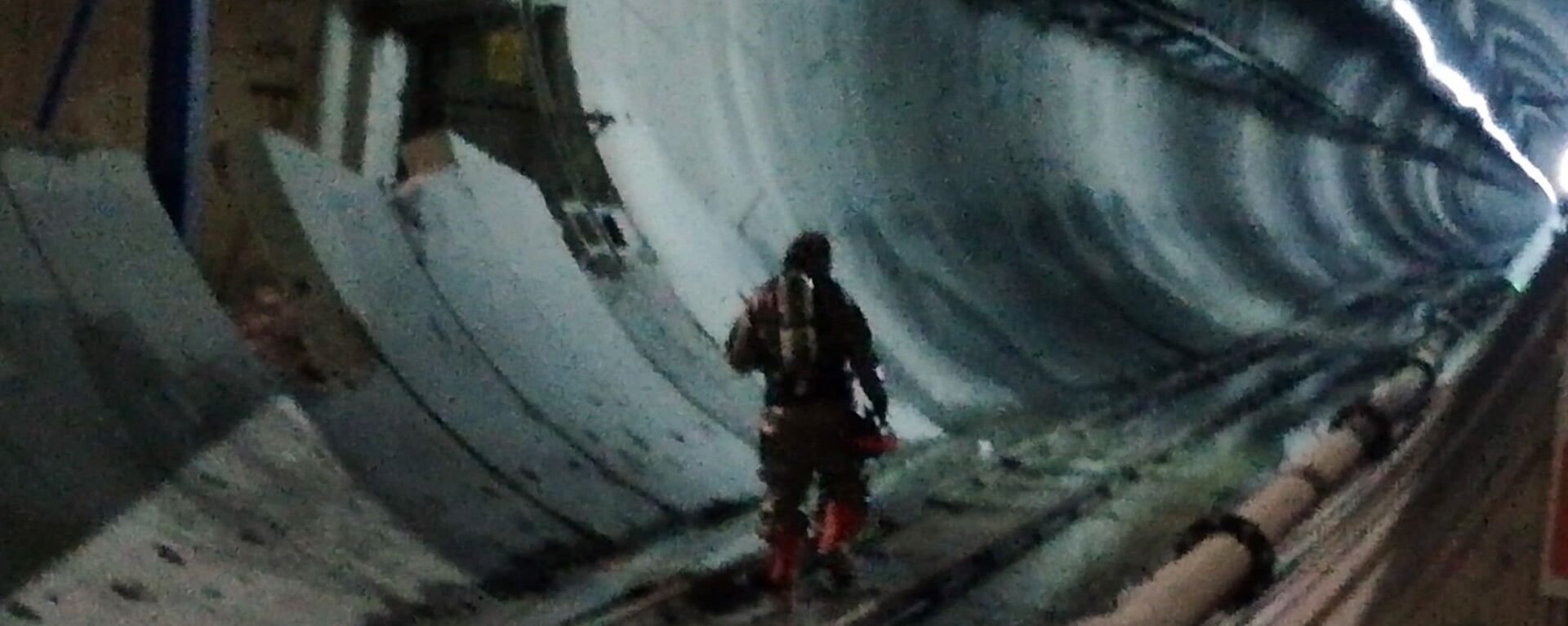 Diyarbakır’ın Silvan ilçesinde baraj inşaatında hidrojen sülfür tüpünün patlaması sonucu 18 işçi zehirlendi. - Sputnik Türkiye, 1920, 30.07.2022