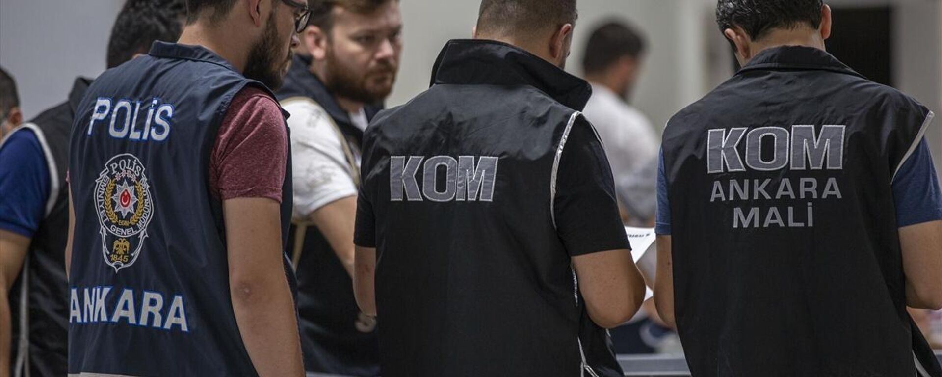 Ankara Emniyet Müdürlüğü Mali Suçlarla Mücadele Şube Müdürlüğü, polis araması - Sputnik Türkiye, 1920, 16.04.2025