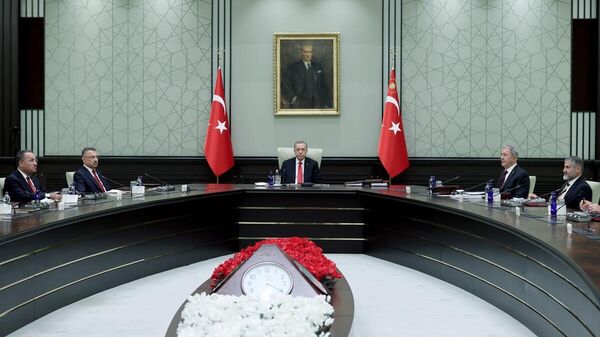 Cumhurbaşkanı Erdoğan başkanlığındaki Yüksek Askeri Şura toplantısı sona erdi - Sputnik Türkiye