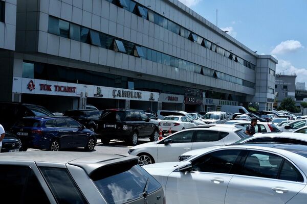 ÖTV indirimi beklentisi ikinci el araçlara ilgiyi düşürdü - Sputnik Türkiye