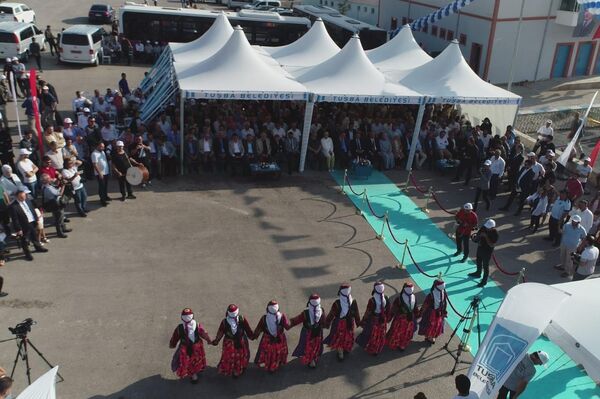 Tuşba Belediyesi tarafından ilçe halkına kazandırılan ‘Ayanıs Kadınlar Plajı&#x27;, düzenlenen törenleVan’a kazandırıldı. - Sputnik Türkiye
