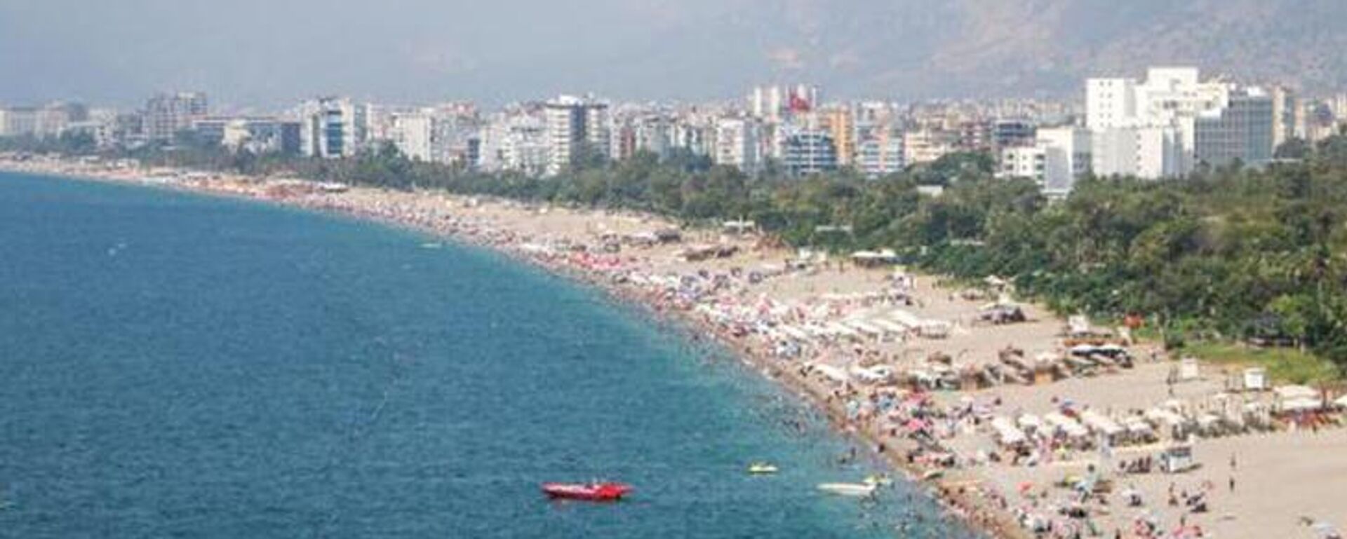 Antalya'da deniz suyu sıcaklığı, hava sıcaklığını geçti - Sputnik Türkiye, 1920, 14.08.2022