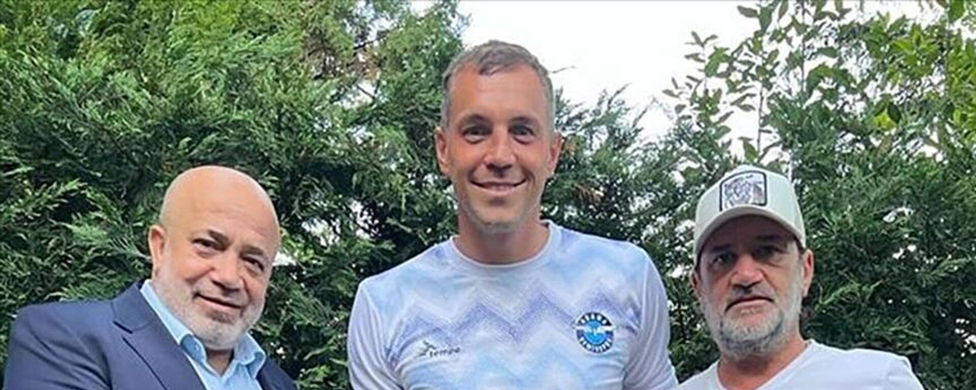 Spor Toto Süper Lig ekiplerinden Adana Demirspor, Rus futbolcu Artem Dzyuba'yı kadrosuna kattı. - Sputnik Türkiye, 1920, 18.08.2022