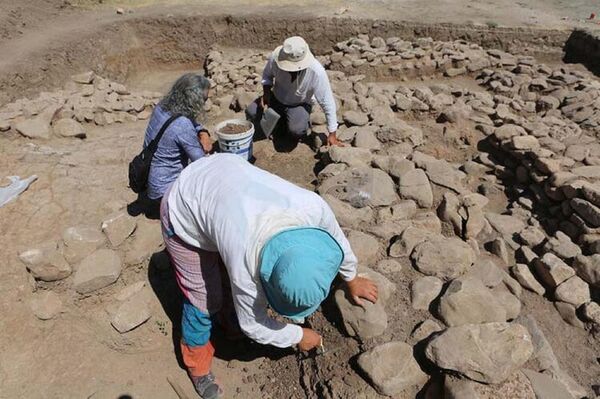 Tunceli’de 5 bin 500 yıllık anıtsal yapı arkeolojik kazıyla gün yüzüne çıktı - Sputnik Türkiye