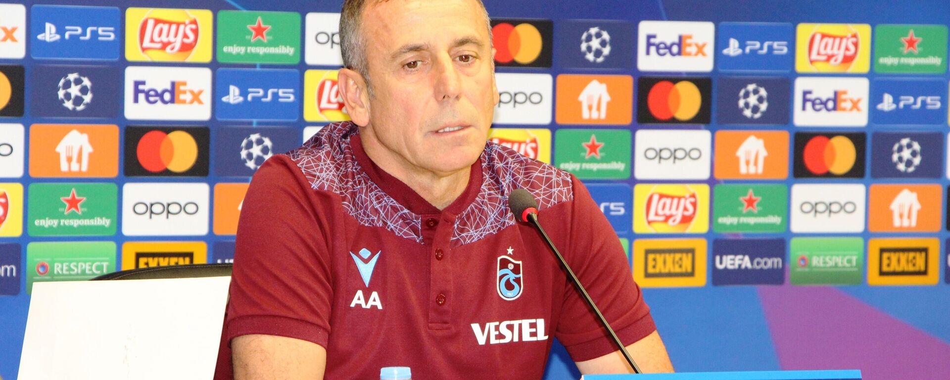 Trabzonspor Teknik Direktörü Abdullah Avcı, Kopenhag karşısında Danimarka'da ilk maçta alınan 2-1'lik mağlubiyetin rövanşını almak istediklerini söyledi. - Sputnik Türkiye, 1920, 29.08.2022