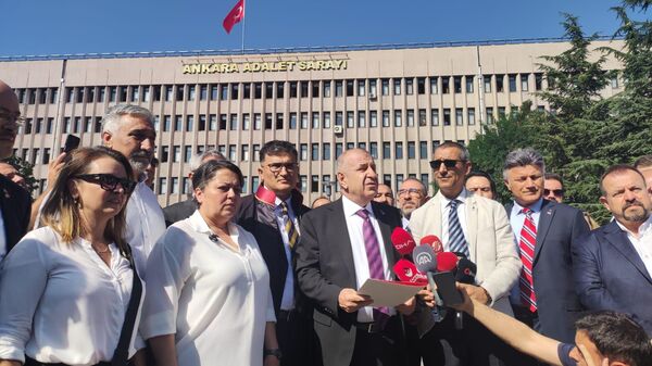 Özdağ'dan Taşkesenlioğlu hakkında suç duyurusu  - Sputnik Türkiye