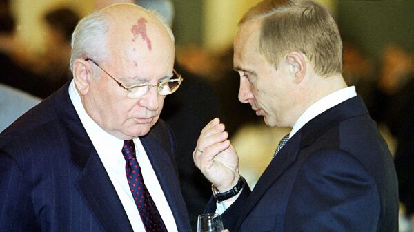 Putin - Gorbaçov - Sputnik Türkiye