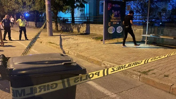 Bursa'nın İnegöl ilçesinde boşandığı kadını tabancayla öldüren erkek, aynı silahla kendisini yaraladı. - Sputnik Türkiye