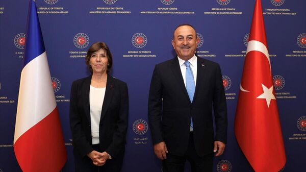 Dışişleri Bakanı Çavuşoğlu, Fransa Dışişleri Bakanı Colonna ile görüştü
 - Sputnik Türkiye