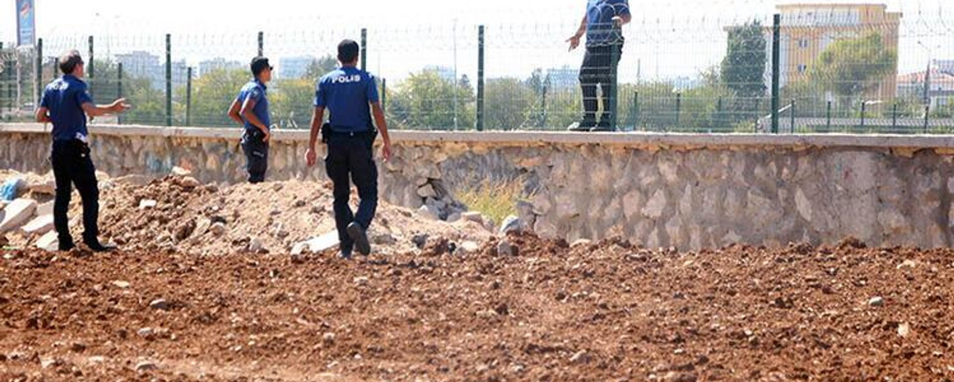 Adana kendini yaralayan polis memuru - Sputnik Türkiye, 1920, 08.09.2022