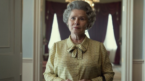 The Crown dizisinde Kraliçe 2. Elizabeth'i canlandıran Imelda Staunton - Sputnik Türkiye