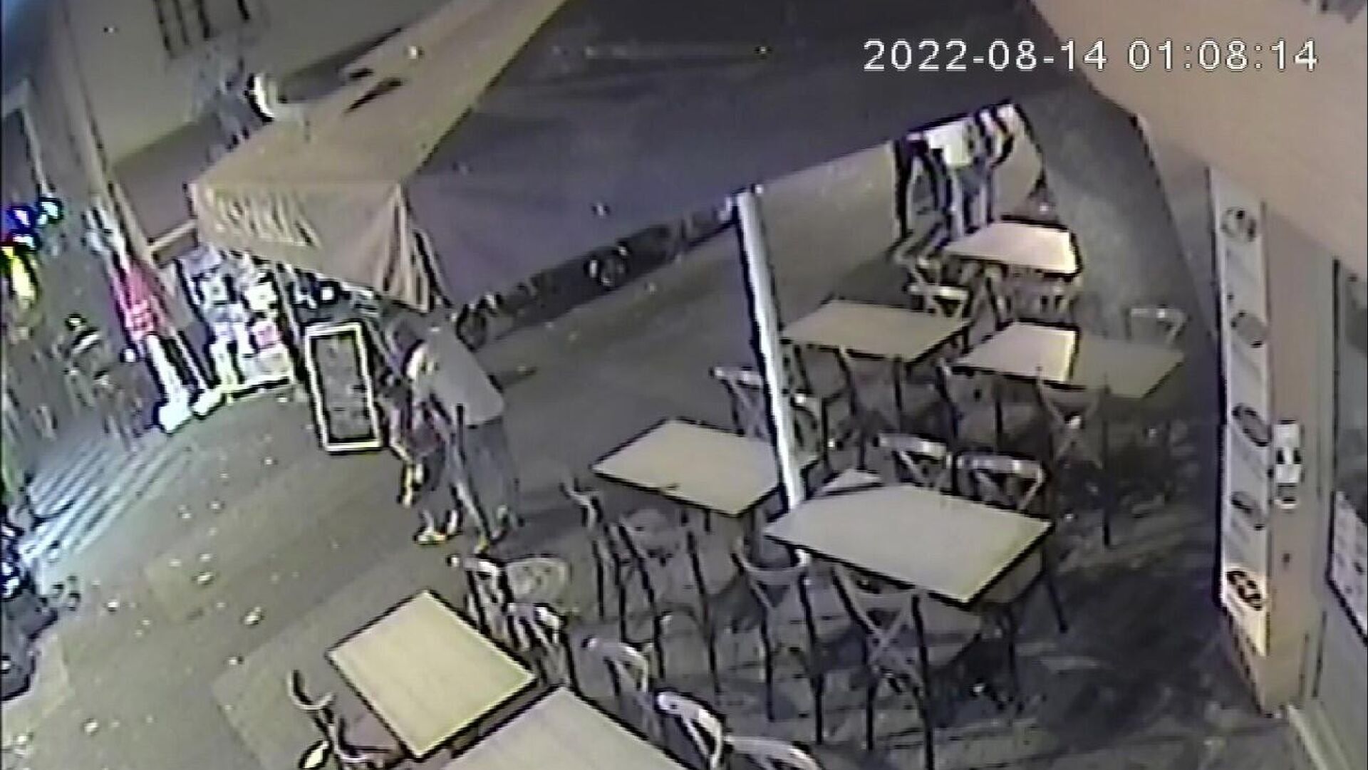 Büyükada’da sokak ortasında kız çocuğunu kaçırmaya çalıştı, vatandaş engelledi
 - Sputnik Türkiye, 1920, 09.09.2022