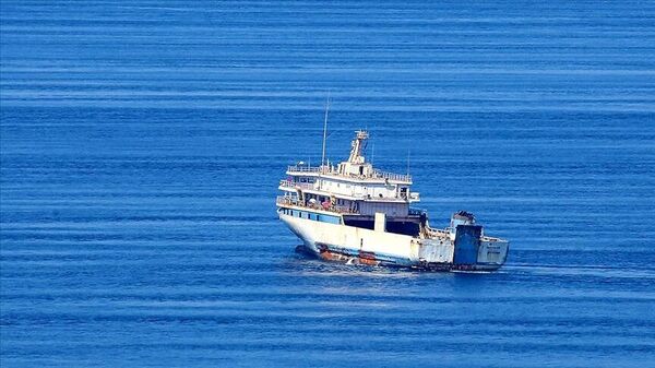 Yunanistan Sahil Güvenlik birimlerinin taciz ateşi açtığı gemi yeniden seyrine başladı - Sputnik Türkiye