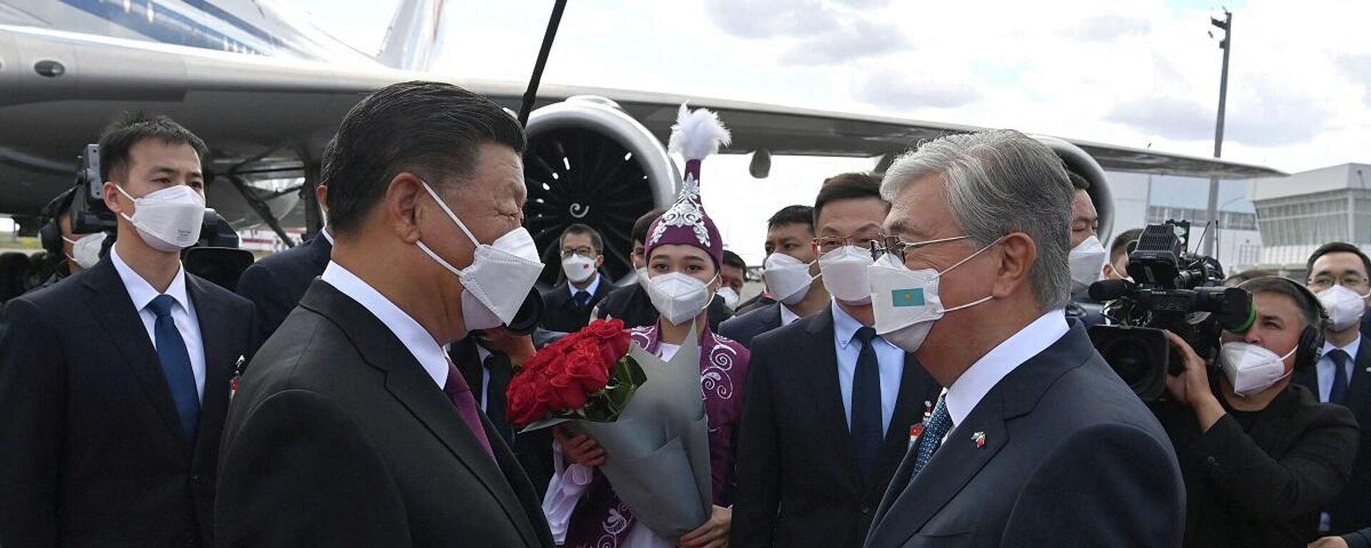 Çin Devlet Başkanı Şi Cinping, koronavirüs salgınından sonraki ilk yurt dışı ziyaretini gerçekleştirerek Kazakistan'a geldi. - Sputnik Türkiye, 1920, 14.09.2022