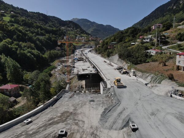 Zigana Tüneli 2023 yılında hizmete girecek - Sputnik Türkiye