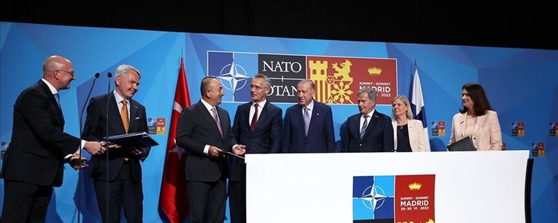 İsveç'te 11 Eylül'de yapılan genel seçimler sonrası hükümet kurma görevini alan ılımlı Muhafazakar Parti lideri Kristersson, Türkiye ile NATO müzakerelerine eski Başbakan Magdalena Andersson'un sekreteri Oscar Stenström'ün devam edeceğini söyledi. - Sputnik Türkiye, 1920, 20.09.2022