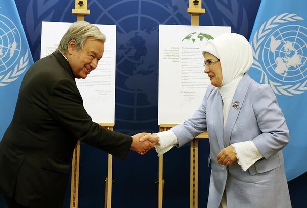 Guterres ve Emine Erdoğan, Sıfır Atık Projesi için iyi niyet beyanı imzaladı - Sputnik Türkiye