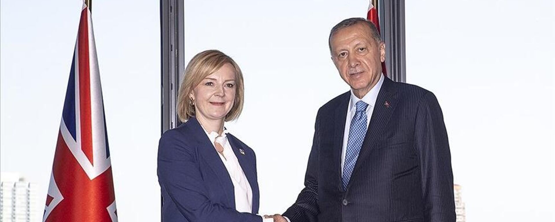  Cumhurbaşkanı Recep Tayyip Erdoğan, İngiltere Başbakanı Liz Truss ile bir araya geldi.

 - Sputnik Türkiye, 1920, 21.09.2022