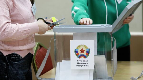 Donbass, Herson ve Zaporojye'de Rusya'ya bağlanma referandumları tamamlandı, oylar sayılıyor - Sputnik Türkiye