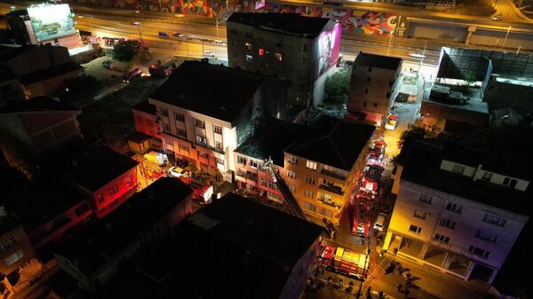Kadıköy Fikirtepe'deki 3 katlı binada meydana gelen patlama  - Sputnik Türkiye