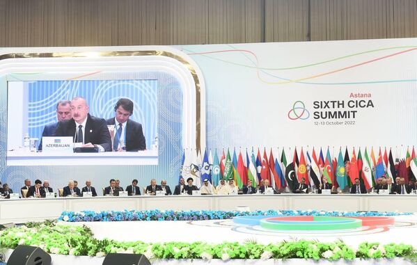 Kazakistan Devlet Başkanı Kasım Cömert Tokayev&#x27;in başkanlık ettiği Bağımsız Devletler Topluluğu (BDT) Devlet Başkanları Toplantısı, Kazakistan&#x27;ın başkenti Astana&#x27;da başladı. - Sputnik Türkiye