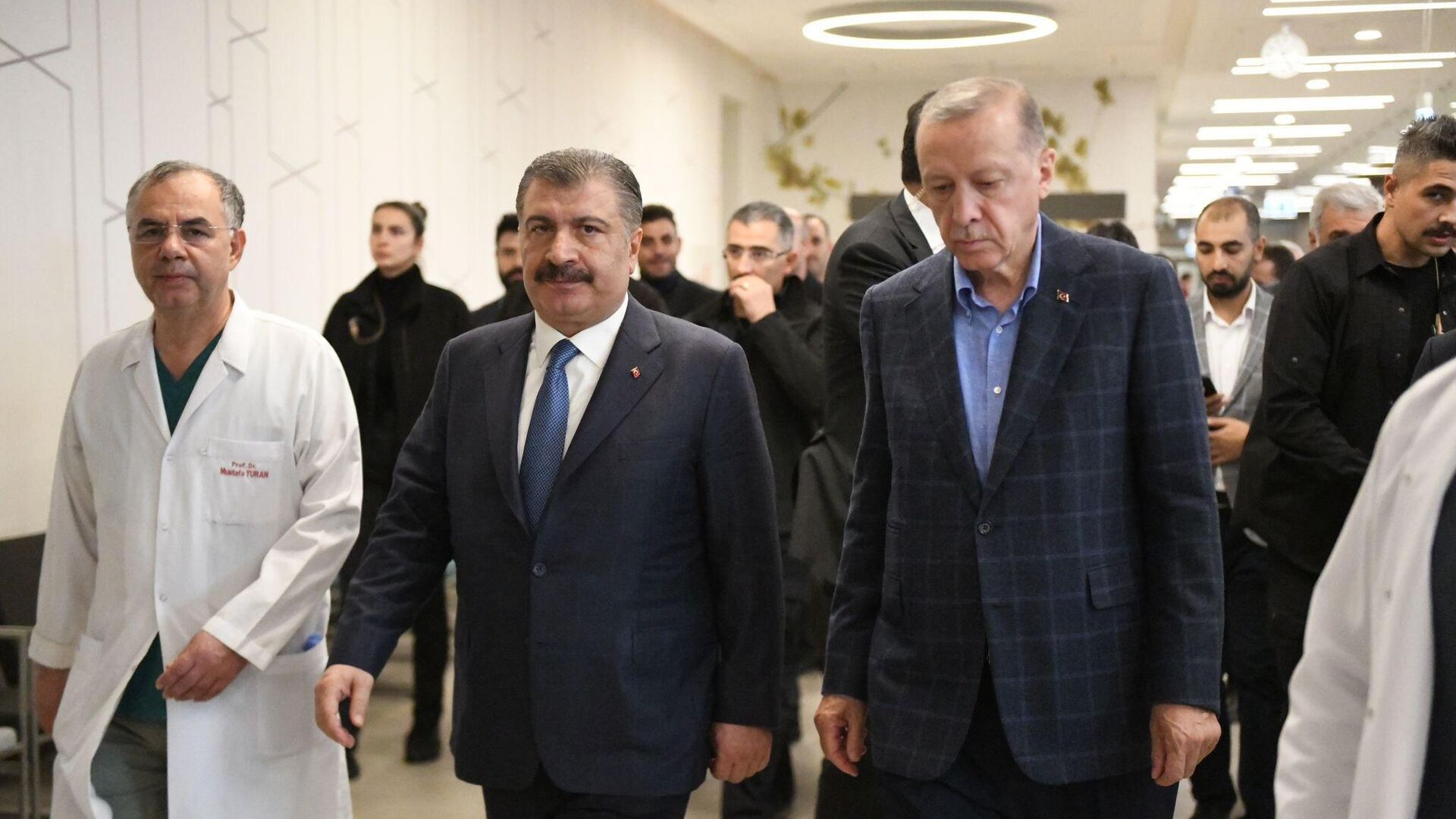 Fahrettin Koca, Cumhurbaşkanı Erdoğan Fahrettin Koca, Cumhurbaşkanı Erdoğan - Sputnik Türkiye, 1920, 16.10.2022