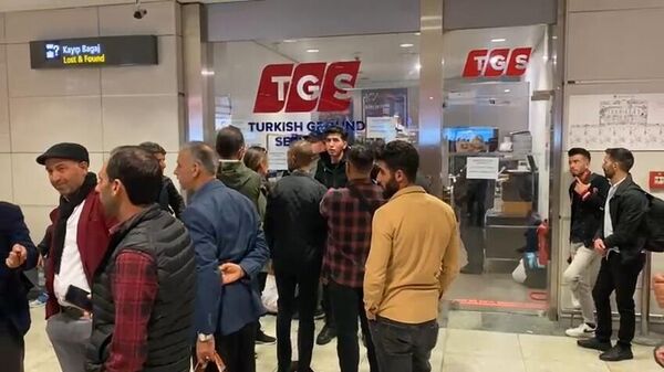 Sabiha Gökçen Havalimanı’nda bavullar kayboldu: 'Başka havalimanına gitti'  - Sputnik Türkiye
