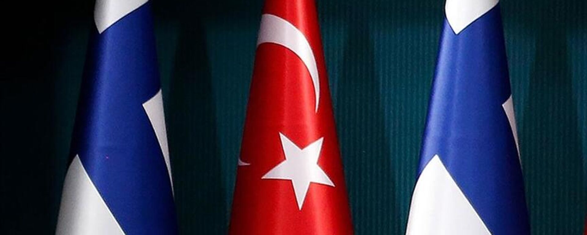 Türkiye ve Finlandiya bayrakları - Sputnik Türkiye, 1920, 18.01.2023