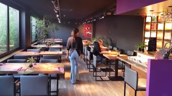 Belçika'da restoran sahibi, faturasını ödeyebilmek için müşterilerden 1 euro istiyor - Sputnik Türkiye