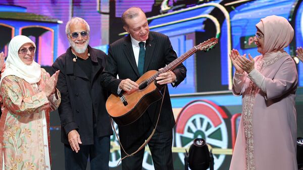 Cumhurbaşkanı Erdoğan, İngiliz müzisyen Yusuf İslam'ın konserini izledi - Sputnik Türkiye