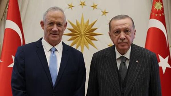 Cumhurbaşkanı Erdoğan, İsrail Savunma Bakanı Gantz'ı kabul etti - Sputnik Türkiye