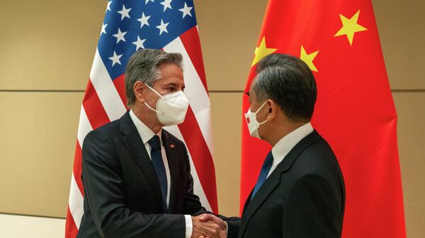 ABD Dışişleri Bakanı Antony Blinken, Çin Devlet Konseyi Üyesi ve Dışişleri Bakanı Wang Yi  - Sputnik Türkiye