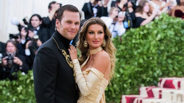 Amerikan Futbol Ligi (NFL) yıldızı Tom Brady ve ünlü süper model Gisele Bündchen, 13 yıllık evliliklerinin ardından resmen boşandı. - Sputnik Türkiye