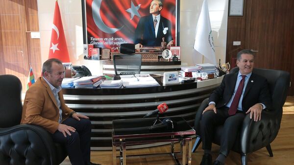 TDP Genel Başkanı Sarıgül, Bolu Belediye Başkanı Özcan'ı ziyaret etti  - Sputnik Türkiye