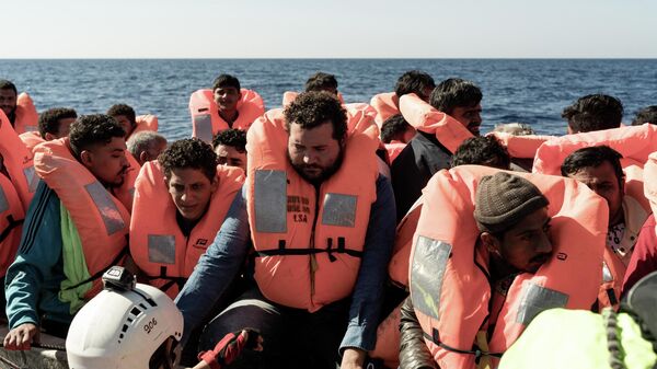 Akdeniz'de göçmenler - Sputnik Türkiye